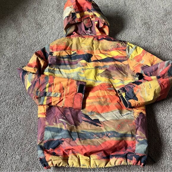 QuikSilver Boy's Large (12) 10K Dry Flight Snowboard Jacket. - Picture 7 of 9